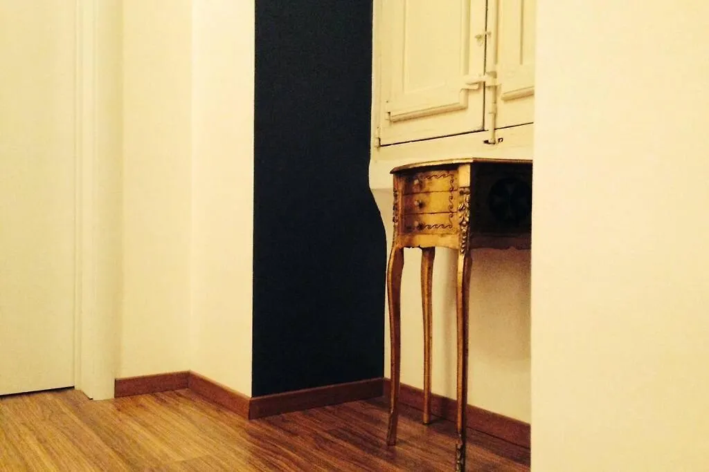 Valletta Timeless Elegance : City Centre Apartment
