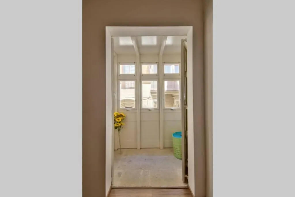Valletta Timeless Elegance : City Centre Apartment