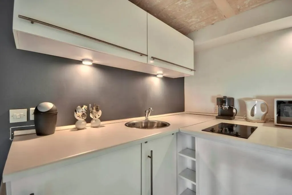 Valletta Timeless Elegance : City Centre Apartment
